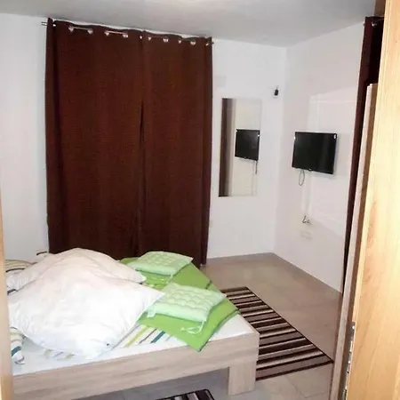 Apartment Tribanj 17818a